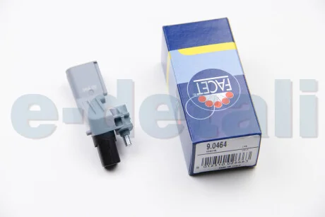 Датчик оборотов коленвала Caddy/Crafter/T5 04- (23.9mm) FACET 9.0464