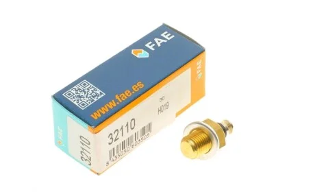 Датчик температуры охлаждающей жидкости VW Passat 1.8/2.0/Volvo 740-960 2.4D 82-97 FAE 32110
