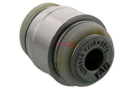 Сайлентблок переднього важеля FAG 825051410