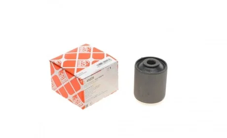Сайлентблок рычага (переднего/снизу) Land Rover Range Rover III 3.0-5.0i 4x4 02-12 FEBI BILSTEIN 49226