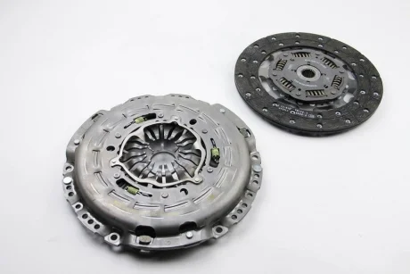 Сцепления (к-кт.) FORD 8C11 7540 AE