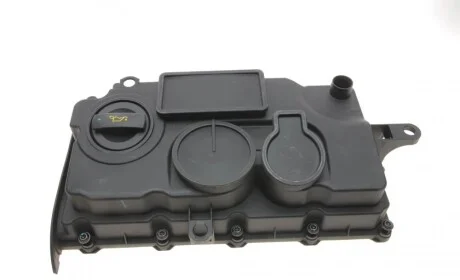 Крышка клапанов VW Passat B6/Golf V 2.0 TDI 05-10 GAZO GZ-E1212