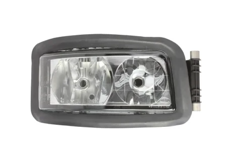 Фара автомобільна Giant 131MA30310UR