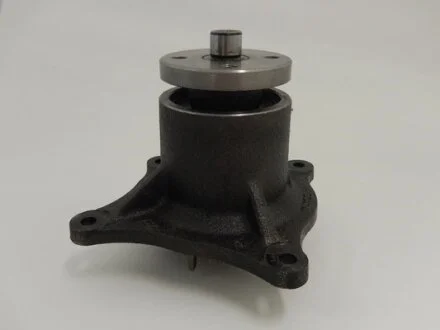 Насос водяной Hyundai HD 65/72 3.3 (D4AL) GMB GWHY207A