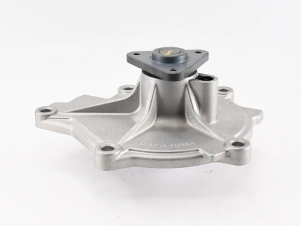 HYUNDAI Помпа води ix35,Santa Fe II,Kia Carnival,Sorento,Sportage 2.0CRDi 10- GMB GWHY-59A