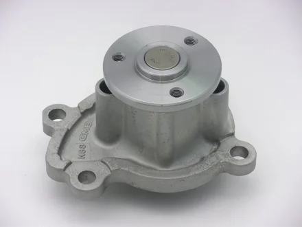 Насос водяной NISSAN NOTE, TIIDA (выр-во) GMB GWN-88A