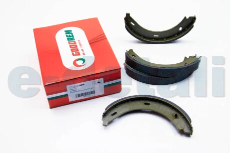 Колодки ручного тормоза Vito (638) 96-03 GOODREM RM0112