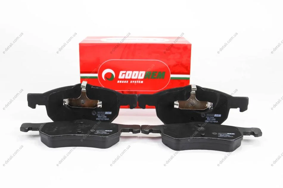 Тормозные колодки пер. Voyager/Grand Voyager/Caravan/Grand Caravan 00-08 GOODREM RM1288 (фото 1)