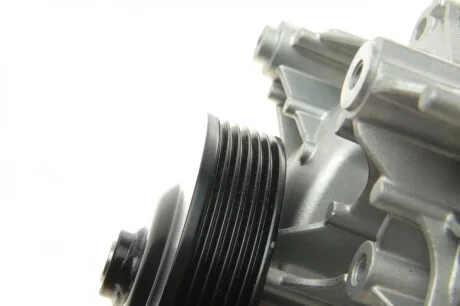Помпа воды MB E-class (W211/W212)/S-class (W221)/GL-class (X164) 5.5 05- (R/B)(5 лоп)(6 кан) GRAF PA1029
