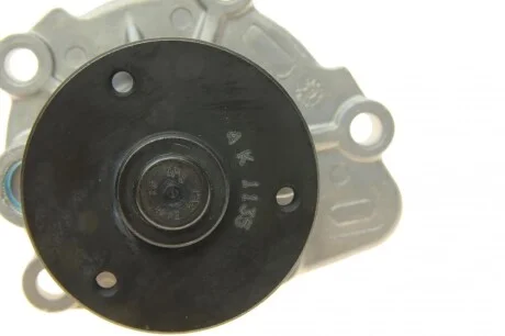 Помпа води Citroen C4/Mitsubishi Lancer VIII/Outlander/Peugeot 4007 1.8/2.0/2.4/4WD 08- (B/B)(6 лоп) GRAF PA1135