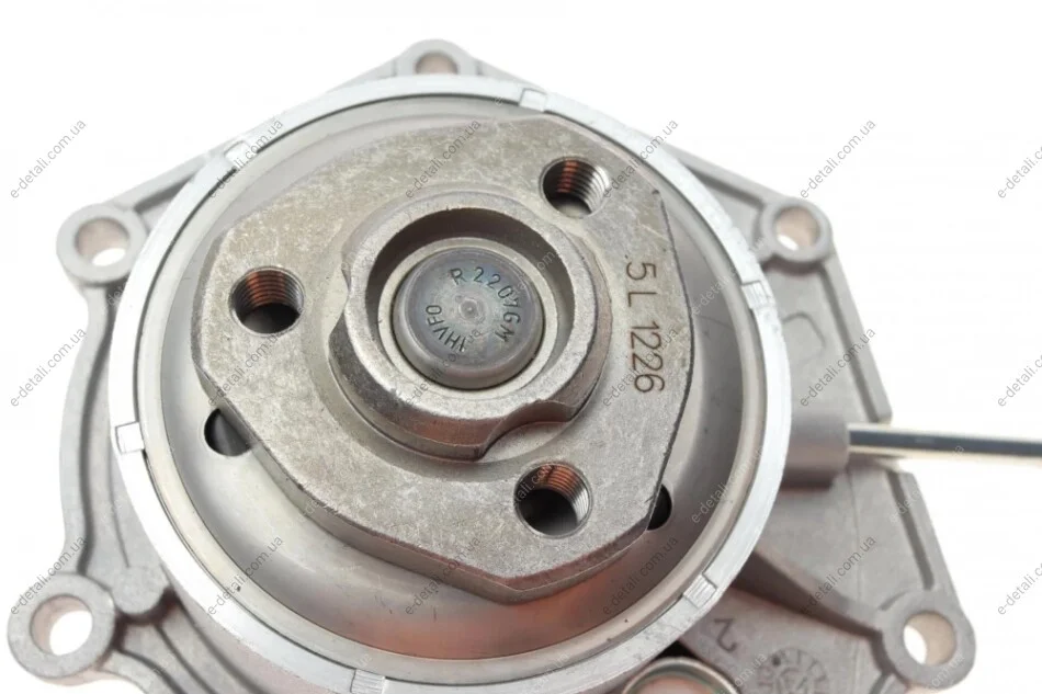 Помпа воды Audi A6/A7 2.8FSI/FSI quattro 11-/Audi A8 2.5TFSI 12- (R/B 4PT) (6 лоп) (switchable) GRAF PA1226 (фото 1)