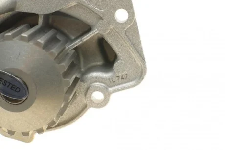 Помпа води Citroen C4/C5/C8/Jumpy/Berlingo 2.0HDi/Fiat Scudo/Ducato 1.9D/2.0JTD 98- (20z)(B/B)(7лоп) GRAF PA747