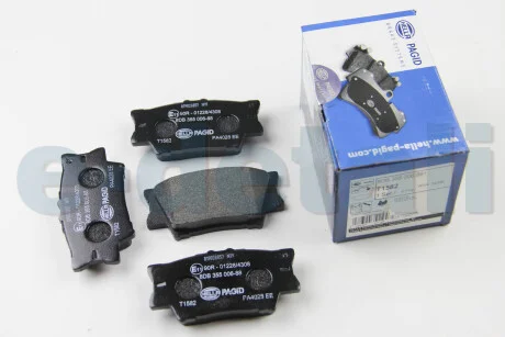 Колодки гальмівні дискові комплект; задн. HELLA 8DB355006881