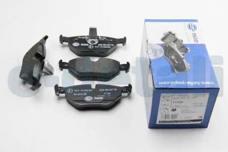 Тормозные колодки зад. BMW 5 (E39) 96-03 HELLA 8DB355007-981