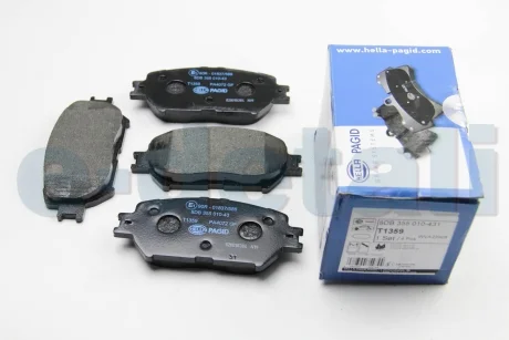 TOYOTA Тормозные колодки передн. Camry 01- HELLA 8DB 355 010-431