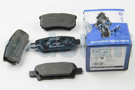 Тормозные колодки зад. MITSUBISHI LANCER/JEEP PATRIOT 1.3-2.4 02- HELLA 8DB355010-811