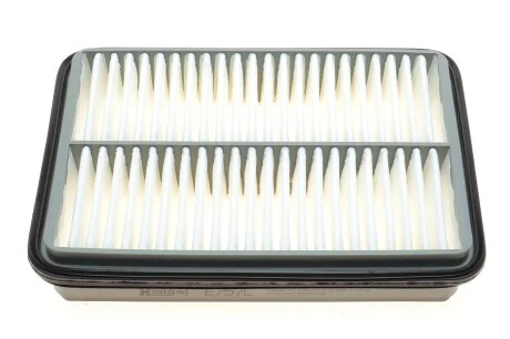 Фільтр повітряний Hyundai Santa Fe I 2.0CRDI/2.7V6 01-09 HENGST FILTER E757L