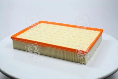 Фильтр воздушный MB Sprinter/VW Crafter 06- HENGST FILTER E821L
