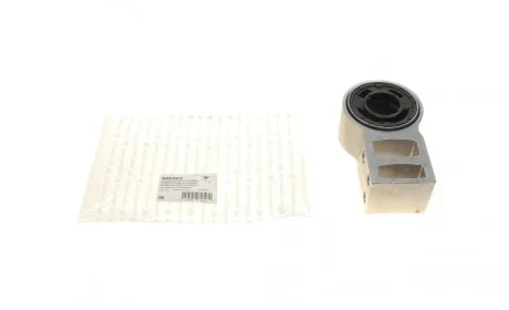 Сайлентблок важеля (переднього/знизу) Alfa Romeo 159/Brera 05-11 (R) HUTCHINSON 590582