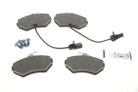 Колодки тормозные (передние) Audi A4 94-08/Seat Exeo 08-13/VW Passat B5 96-00 (+датчики) ICER 181157-203