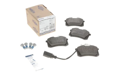 Колодки гальмівні (задні) Ford Galaxy 95-06/VW Sharan/Seat Alhambra 95-10/Ibiza 03-08 (+датчик) ICER 181387-700