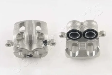 Супорт передн. лів. (SUMITOMO) MITSUBISHI Pajero -07 JAPANPARTS CAL049LJM