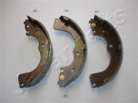 MAZDA щоки гальм. задні MPV -06 JAPANPARTS GF-300AF