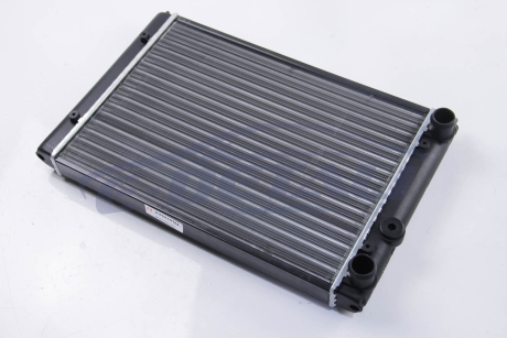 Радиатор охлаждения Golf III 1.4/1.6 91-99 JP GROUP 1114200700 (фото 1)