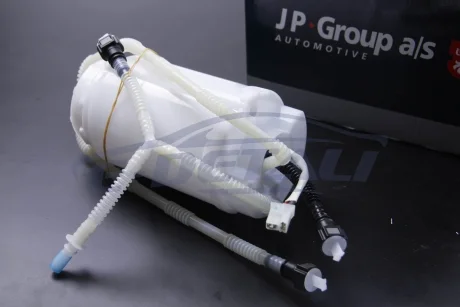 Паливний насос VW Touareg 3.2-4.2i 04-10 JP GROUP 1115203780