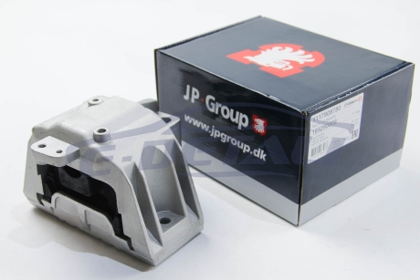 Подушка двигателя правая Octavia/Golf 1.6i 96-10 JP GROUP 1117908780