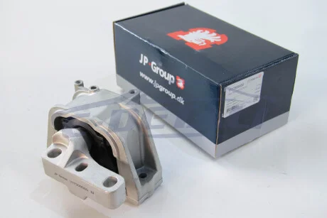 Подушка двигателя 1.9TDI/2.0SDi Caddy 04-10/Golf 04-09. JP GROUP 1117909080