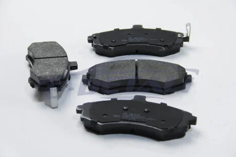 Тормозные колодки пер. Hyundai Sonata 00-06/Matrix 01-10 (mando) JP GROUP 3563600110