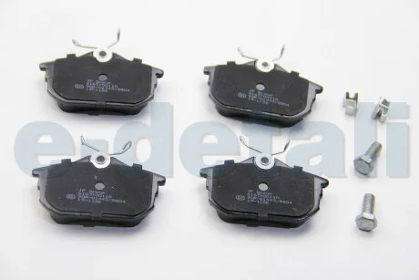 Гальмівні колодки зад. Carisma 95-06/Colt 04-12 (TRW) JP GROUP 6163700110