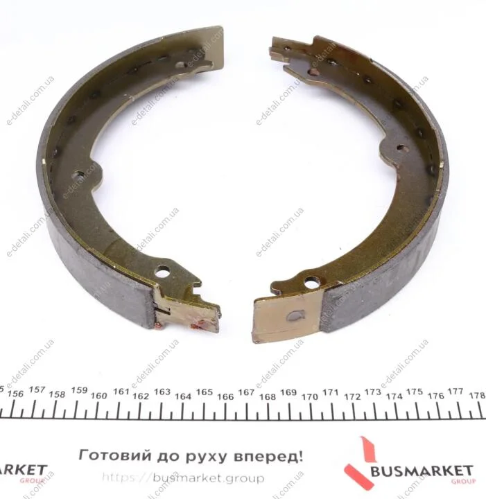 Комплект гальмівних колодок KAMPOL K-818 (фото 1)