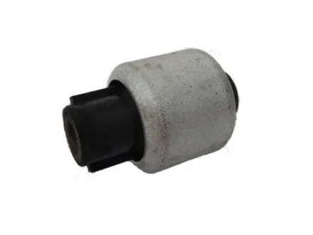 KAUTEK-TEKNOROT BMW С/блок передн.важеля E87,90 04- Kautek BM-BS002