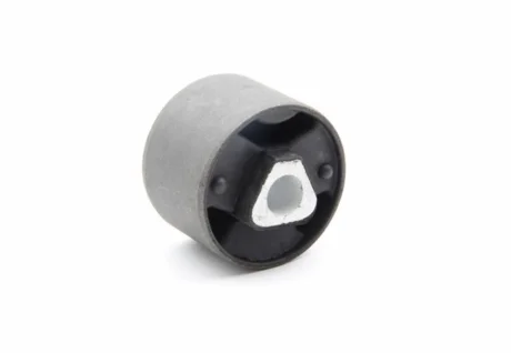 KAUTEK-TEKNOROT BMW С/блок переднього нижнього важеля E28 80 -90 L-38/50 D-58/14 Kautek BM-BS038