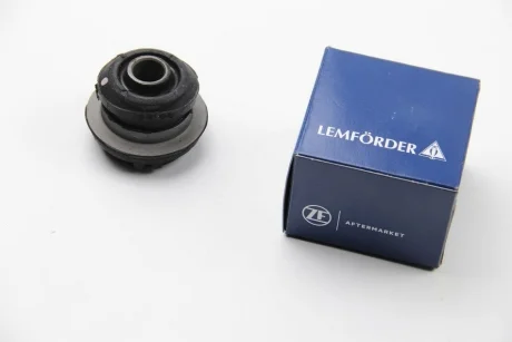Сайлентблок рычага перед. ниж. LEMFORDER 11120 01