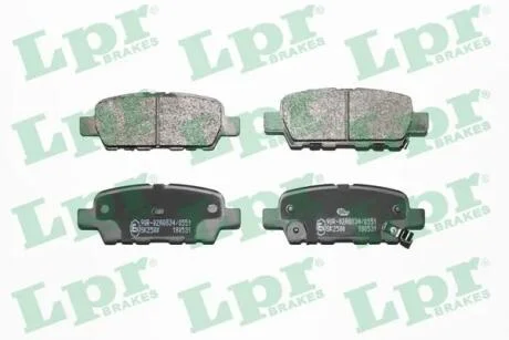 Комплект тормозных колодок из 4 шт. дисков LPR 05P1862