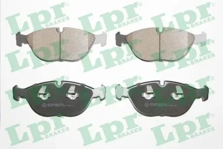 Комплект тормозных колодок из 4 шт. дисков LPR 05P881