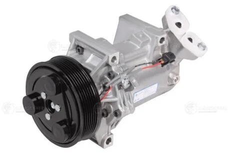 Компрессор кондиционера Renault Duster (15-)/Kaptur (16-) 2.0i Luzar LUZAR LCAC 0979