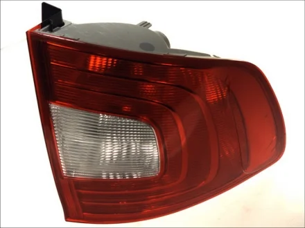 Фонарь задний MAGNETI MARELLI 714021481701