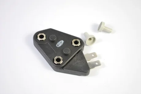 Реле-регулятор напряжения MAGNETI MARELLI 940016020000