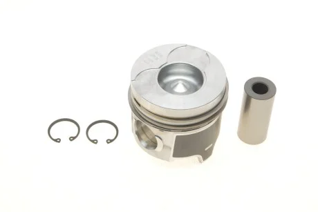 Поршень з кільцями RENAULT 80,50 F9Q 1,9TD (вир-во Mahle) MAHLE / KNECHT 0215802