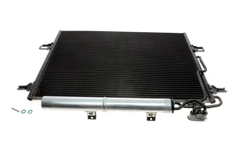 Радиатор кондиционера (с осушителем) MB E-class (W211) 1.8-5.5 02-08 M272/OM642/M113 MAHLE / KNECHT AC 318 001S
