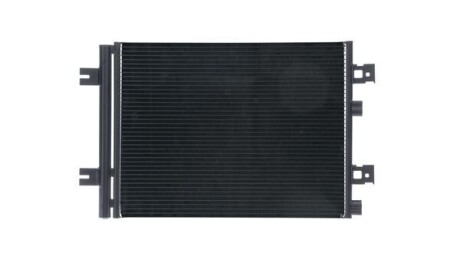 Радіатор кондиціонера MAHLE / KNECHT AC858000S