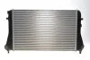 Радиатор интеркулера VW Passat/Sharan/Tiguan 1.4-2.0D 05- MAHLE / KNECHT CI 208 000P (фото 3)