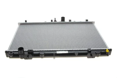 Радиатор охлаждения Mitsubishi Carisma 1.6/1.8 97-06 MAHLE / KNECHT CR 549 000S