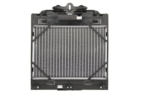 Радіатор охолодження BMW 5 (F10)/7 (F01-F04) 08-16 N20/N54/N55/N57 MAHLE / KNECHT CR 922 000P