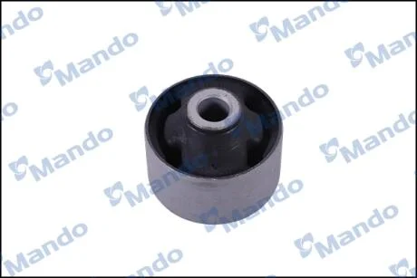 Сайлентблок переднего рычага передний MANDO DCC010358