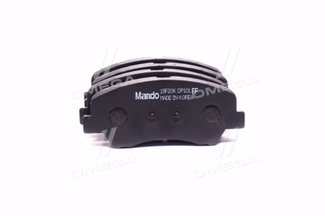 Колодки тормозные дисковые передние MANDO MPH46 (фото 1)